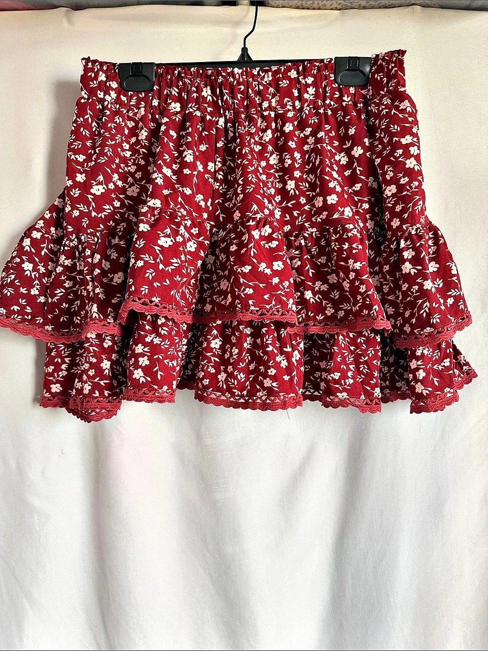 Floral Tiered Mini Skirt in Red & White Size XL
